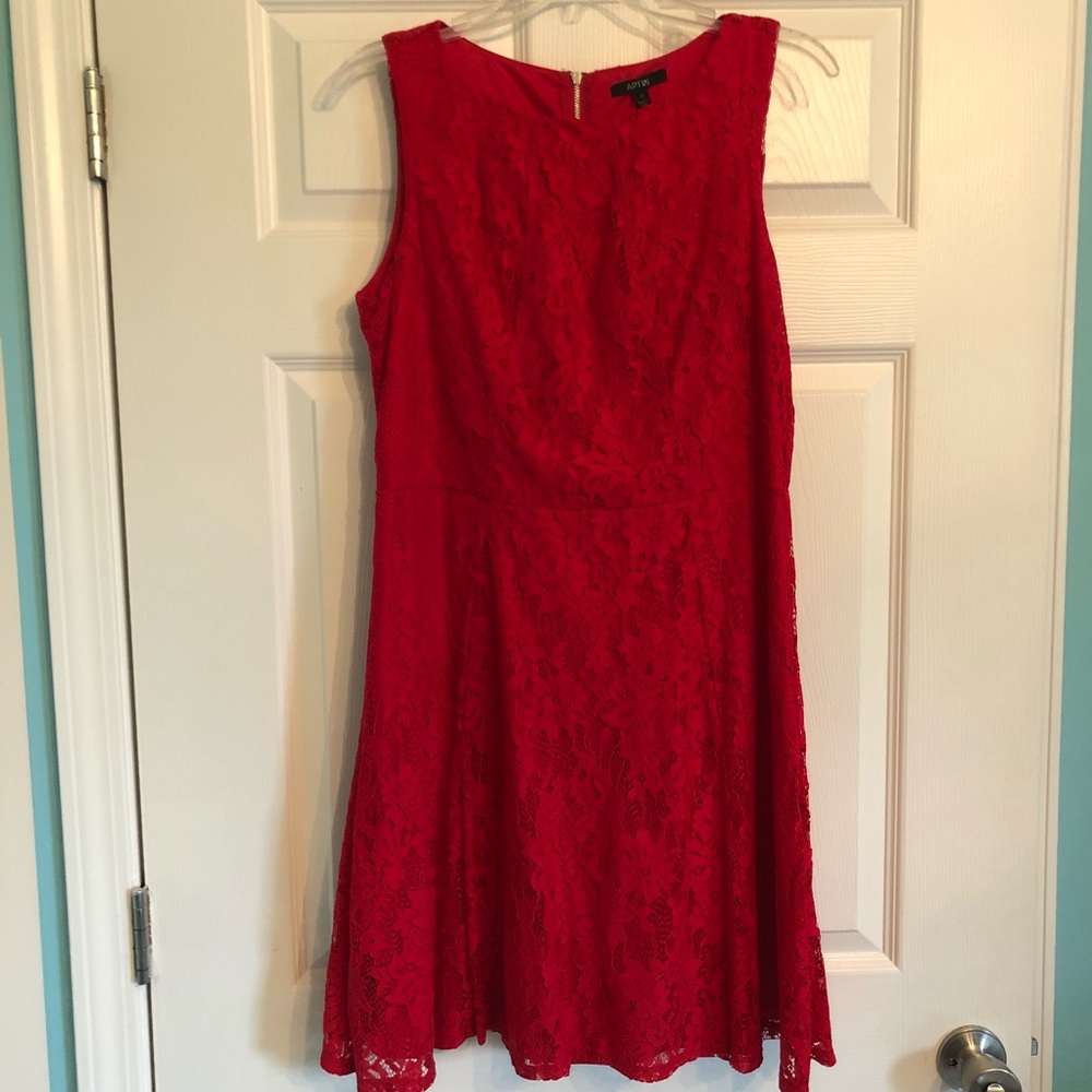 Bright Red lace dress 💃🏻💃🏻